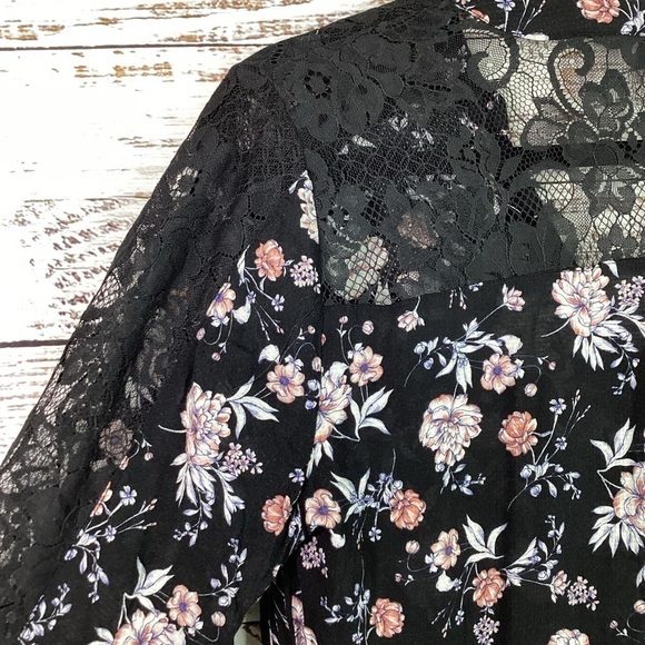 TORRID SIZE 00 10 L BLACK FLORAL TOP LACE SPRING BLOUSE SUMMER HIGH LOW GUC - Picture 8 of 16